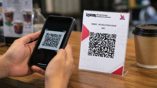 Dari Kamera HP ke Rekening Penjual: Begini Proses QRIS Bekerja dalam Hitungan Detik