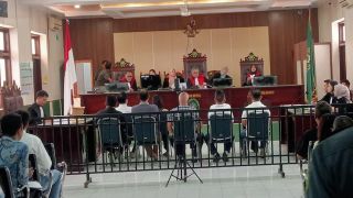 Sidang Perdana Kasus Dugaan Penganiayaan Pengusaha Hotel di Tegal Hadirkan 10 Saksi