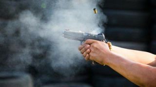 Baku Tembak di Lampung Utara, DPO Kasus Senpi dan Narkoba Tewas, 3 Polisi Terluka