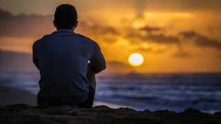  Burnout Bukan Sekadar Lelah, Ini Tanda Tubuh dan Pikiran Sudah Kelelahan