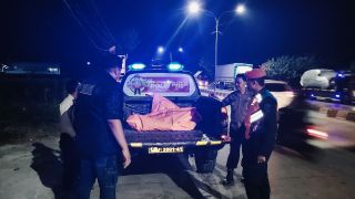 Polsek Losari Evakuasi Korban Tertemper KA Kertajaya, Jenazah Diserahkan ke Keluarga