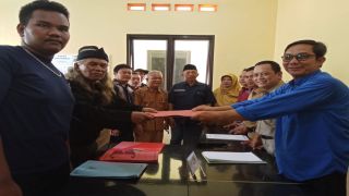 Agus Gondrong Daftar Kades Bojongnangka, Dikawal Ratusan Relawan Pasopati 