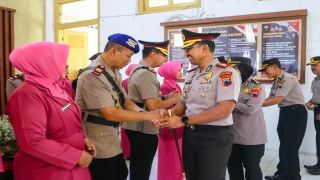 Rotasi Pejabat Polres Tegal Kota, Kapolres Tekankan Jaga Kehormatan dan Kepercayaan