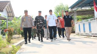 Jelang Musim Hujan, Pemkab Pemalang Normalisasi Kali di Comal
