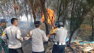 Kebakaran Lahan Kosong di Pantai Tegalsari, Polisi Selidiki Penyebabnya
