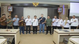 Pemkab Tegal Jajaki Kerja Sama 1.000 Titik Internet Gratis untuk Wilayah Blank Spot