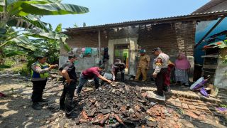 Diduga Korsleting Listrik, Rumah Warga di Pegundan Pemalang Terbakar