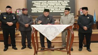 Wali Kota Tegal Jawab Pandangan Fraksi DPRD Terkait Perubahan APBD 2026
