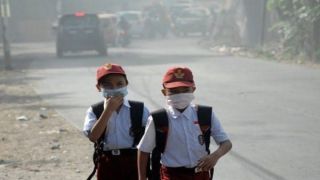 Dampak Paparan Abu Vulkanik Sangat Berbahaya Bagi Anak Orang Tua Diimbau Membatasi Aktivitas Luar Ruangan