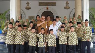 Lepas Kontingen Porsadin 2026, Wali Kota Tegal Dorong Santri Miliki Mental Kompetitif