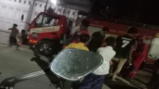 Polsek Bumijawa Tangani Kebakaran Lahan di Sokasari