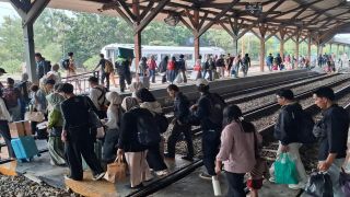 Peringatan Hari Santri di Tegal, KAI Imbau Penumpang Berangkat Lebih Awal
