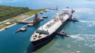 Bahlil Soroti Ekspor LNG ke Singapura, Ada Dugaan Gas Indonesia Dijual Lagi ke Negara Lain