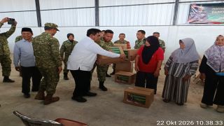 Kapolres Tegal Dampingi Pangdam IV/Diponegoro Tinjau KDKMP Dukuhturi, Salurkan Sembako