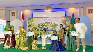 Sambut Hari Santri Nasional 2026, Ranting NU Klampok Gelar Lomba Fashion Show Busana Muslim