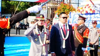 Tradisi Pedang Pora Tandai Pergantian Kapolres Tegal